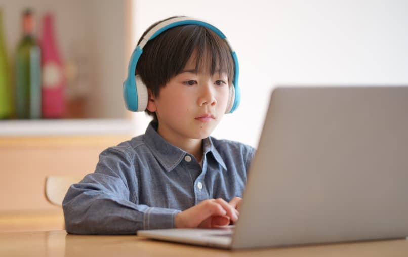 Exclusive Online Content Learning Sound Source Library for Students